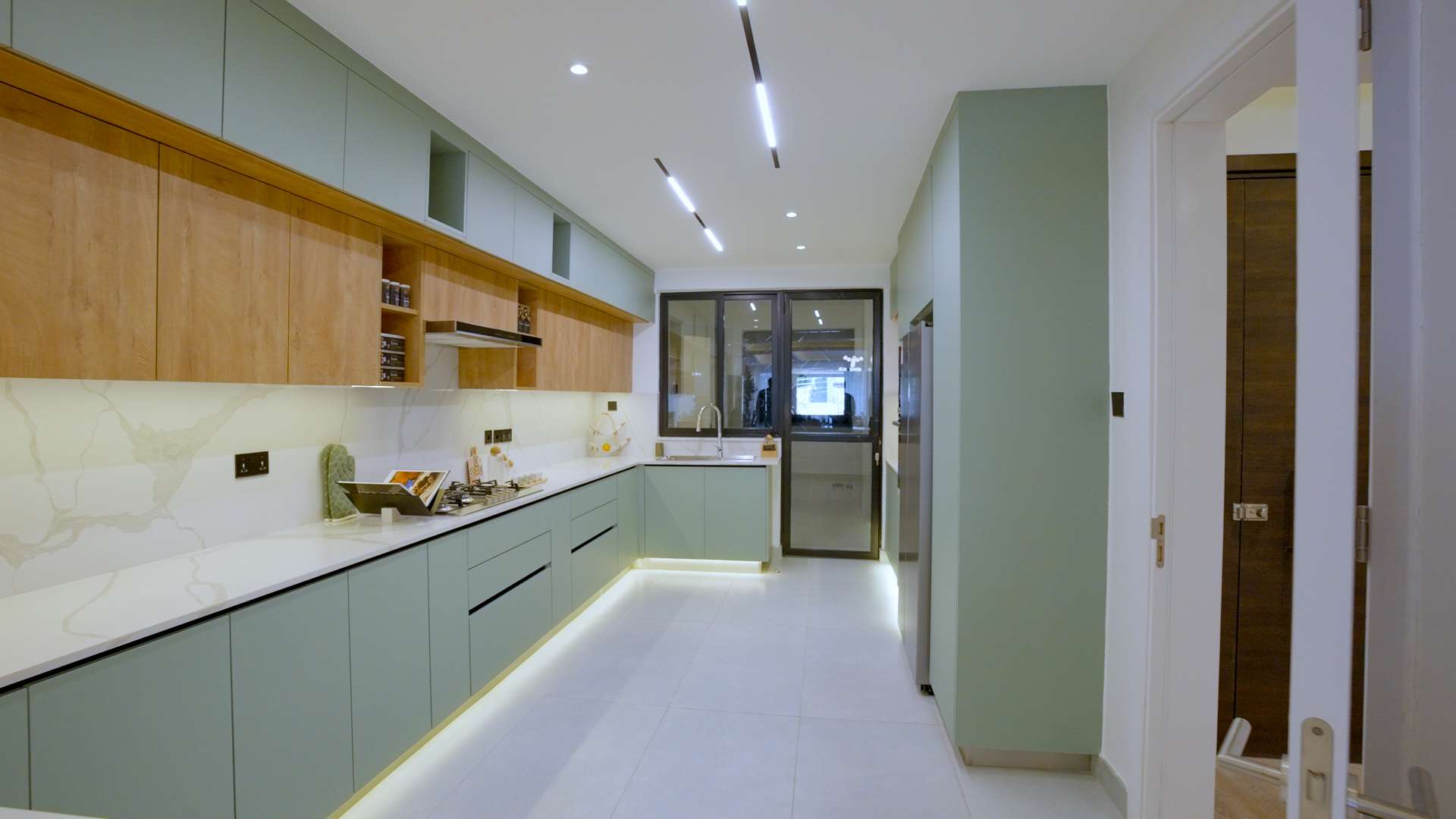 3 And 4 Bed Apartments For Sale In Parklands  - Image 3