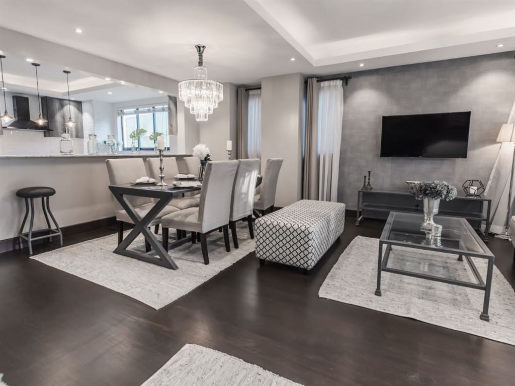 4 Bed En-Suite + DSQ Apartments For Sale In Lavington  - Image 2